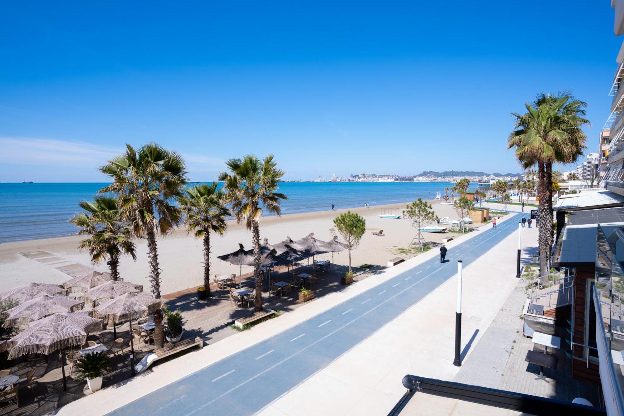 Sea View-Apartment On The Beach - Durrs2 Durres Exterior photo